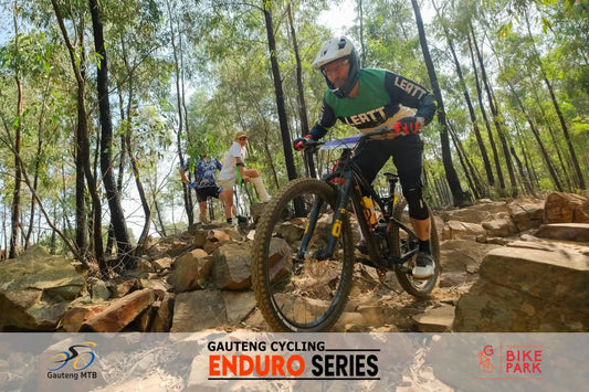 Sean O’Flynn-Madden riding rocky trail during Gauteng Enduro event, powered by Thermax recovery, CryoCure ambassador